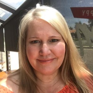 Meet your Posher, Heidi